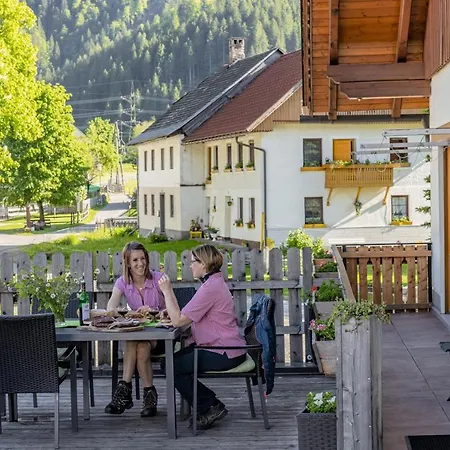 Bauernhof Oberlöffele * Jenig